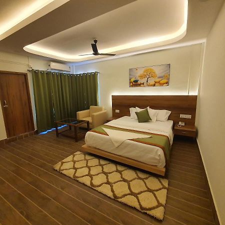 Hotel Deo Volente Sivasagar Esterno foto