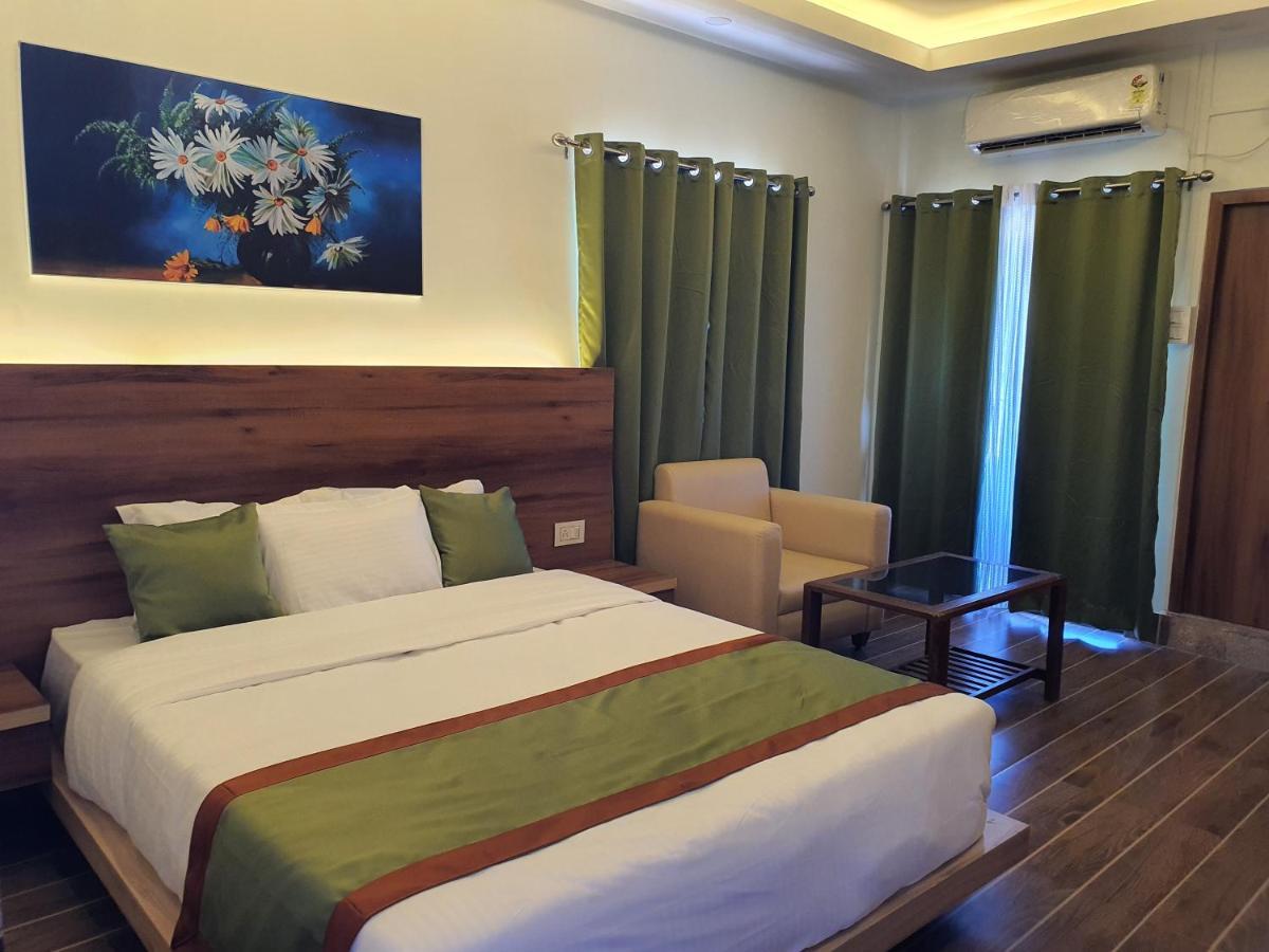 Hotel Deo Volente Sivasagar Esterno foto